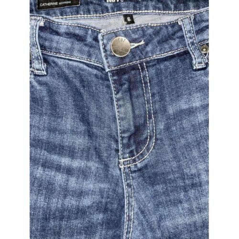 Kut From The Kloth Distressed Bohemian Catherine Boyfriend Jeans Size 6 - Picture 3 of 10
